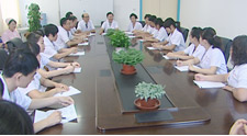 操浪屄娘们全国癫痫病医院前十名